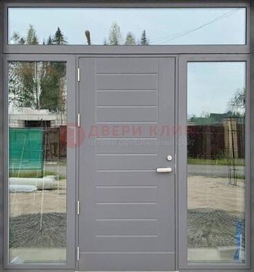 Серая стальная дверь с панелью МДФ и стеклянными фрамугами ДФГ-28 в Ногинске