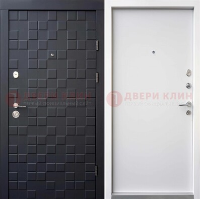 Темная входная дверь с белой МДФ внутри ДМ-222 в Ногинске