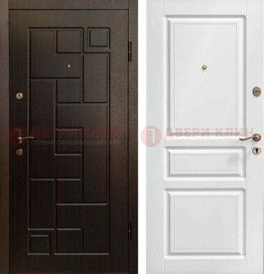 Входная дверь Коричневая металлическая филенчатая с белой МДФ внутри ДМ-241 в Можайске