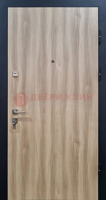 Светлая металлическая дверь с МДФ ДМ-340 в Ногинске
