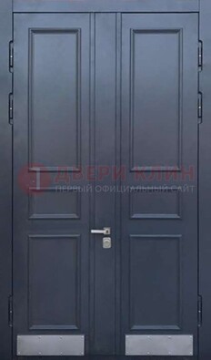 Черная двухстворчатая дверь для улицы с МДФ ДМ-535 в Ногинске