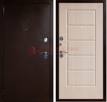 Коричневая металлическая дверь с порошковым окрасом ДП-92 в Ногинске