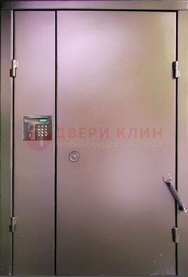 Коричневая стальная дверь в подъезд ДПД-1 в Ногинске