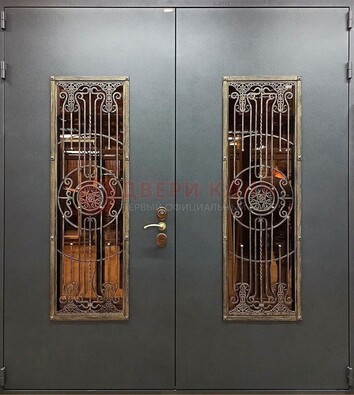 Входная металлическая парадная дверь со стеклом и ковкой ДПР-81 в Ногинске