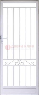 Белая стальная решетчатая дверь с волютами ДР-30 в Ногинске