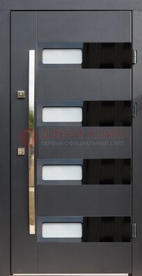 Черная стальная дверь МДФ хайтек со стеклом ДС-16 в Ногинске
