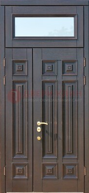 Коричневая двухстворчатая металлическая дверь со стеклом ДС-62 в Ногинске