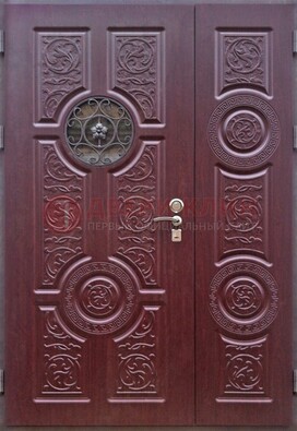 Красная железная дверь Винорит со стеклом и ковкой ДСК-235 в Ногинске