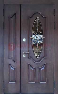 Темная металлическая дверь Винорит со стеклом и ковкой ДСК-239 в Ногинске