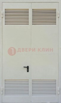Белая металлическая противопожарная дверь с вентиляционной решеткой ДТ-6 в Ногинске