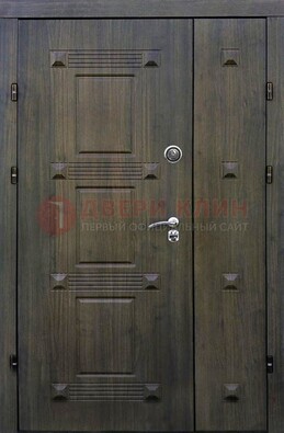 Железная двухстворчатая филенчатая дверь с виноритом ДВТ-143 в Ногинске
