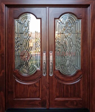 Классическая железная дверь с массивом дуба для входа ВЖ-23 в Ногинске